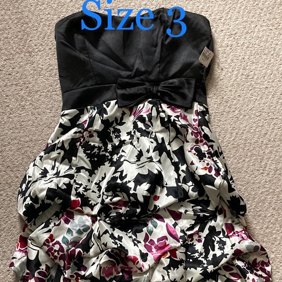 LOT Womens dresses SIZE S/M - Picture 8 of 8